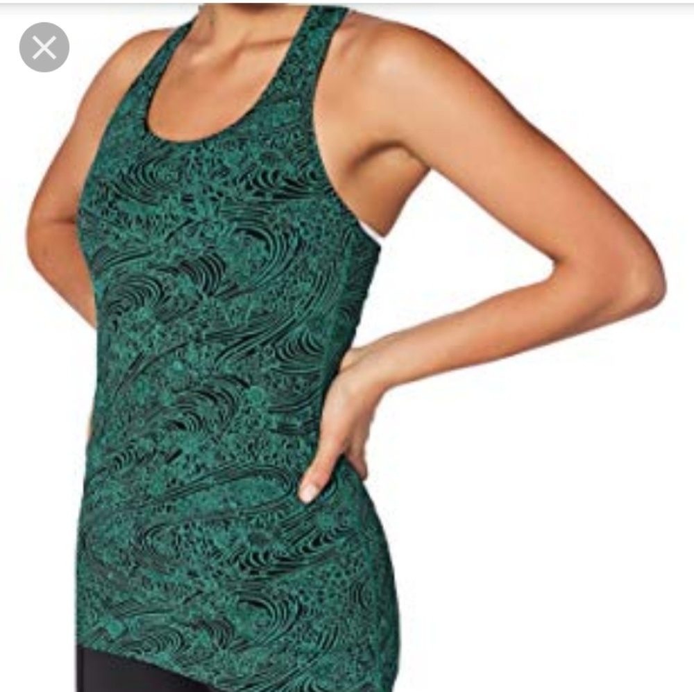 Lululemon top